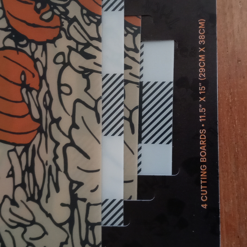 Snoopy Halloween cutting boards - Picture 4 of 4